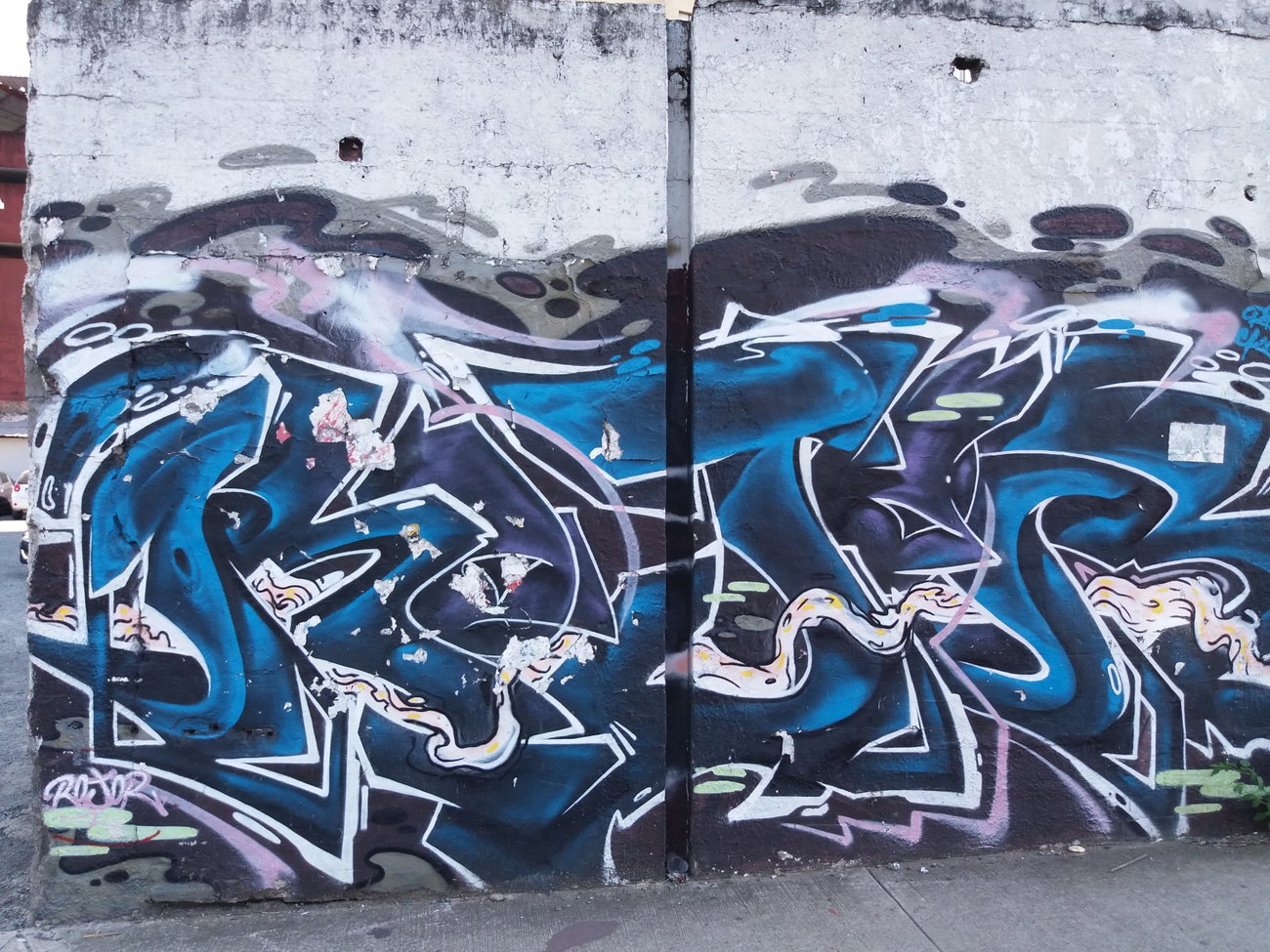 Graffiti Wall - Photo by Kindred