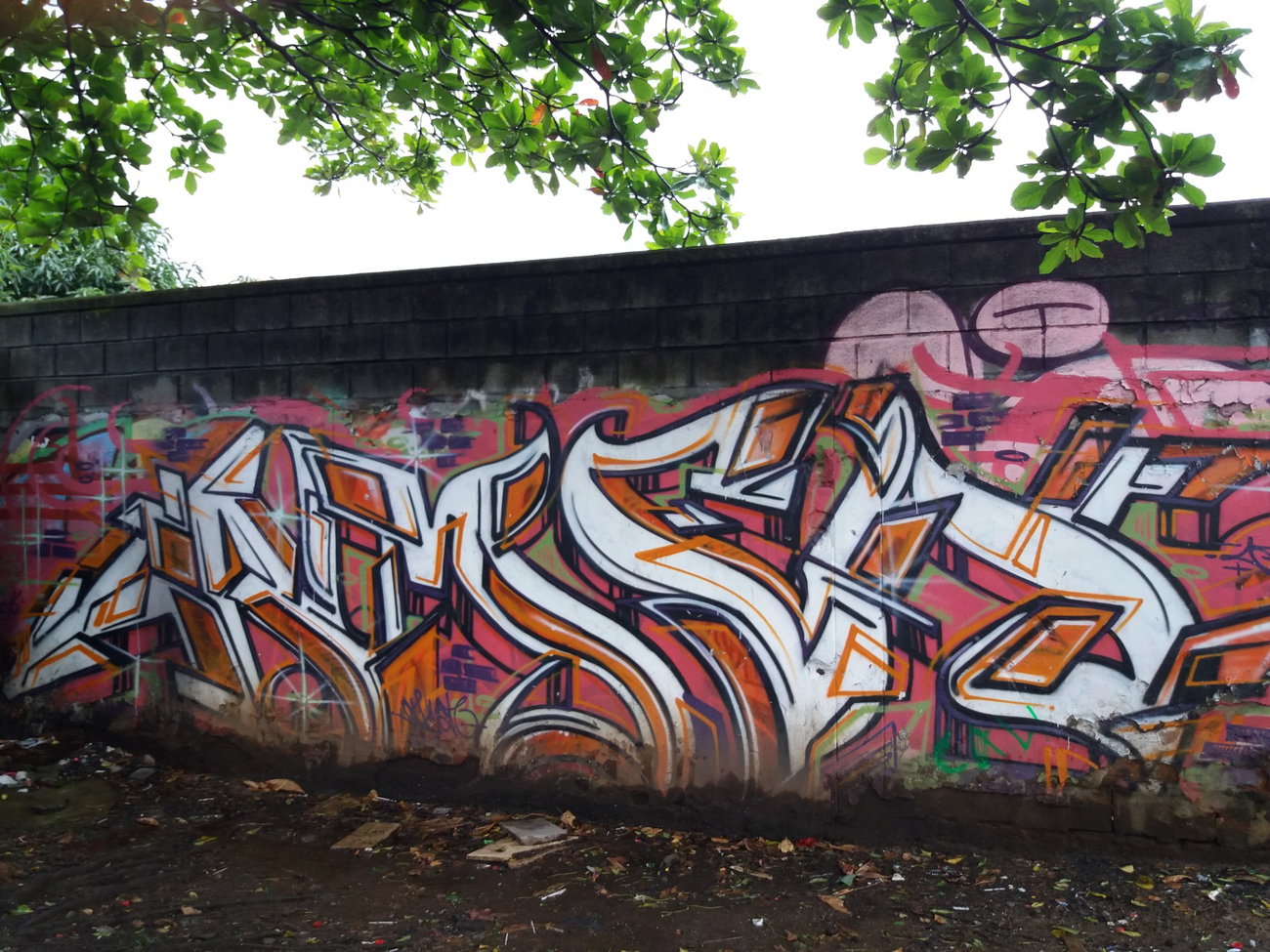 Graffiti Wall - Photo by Kindred