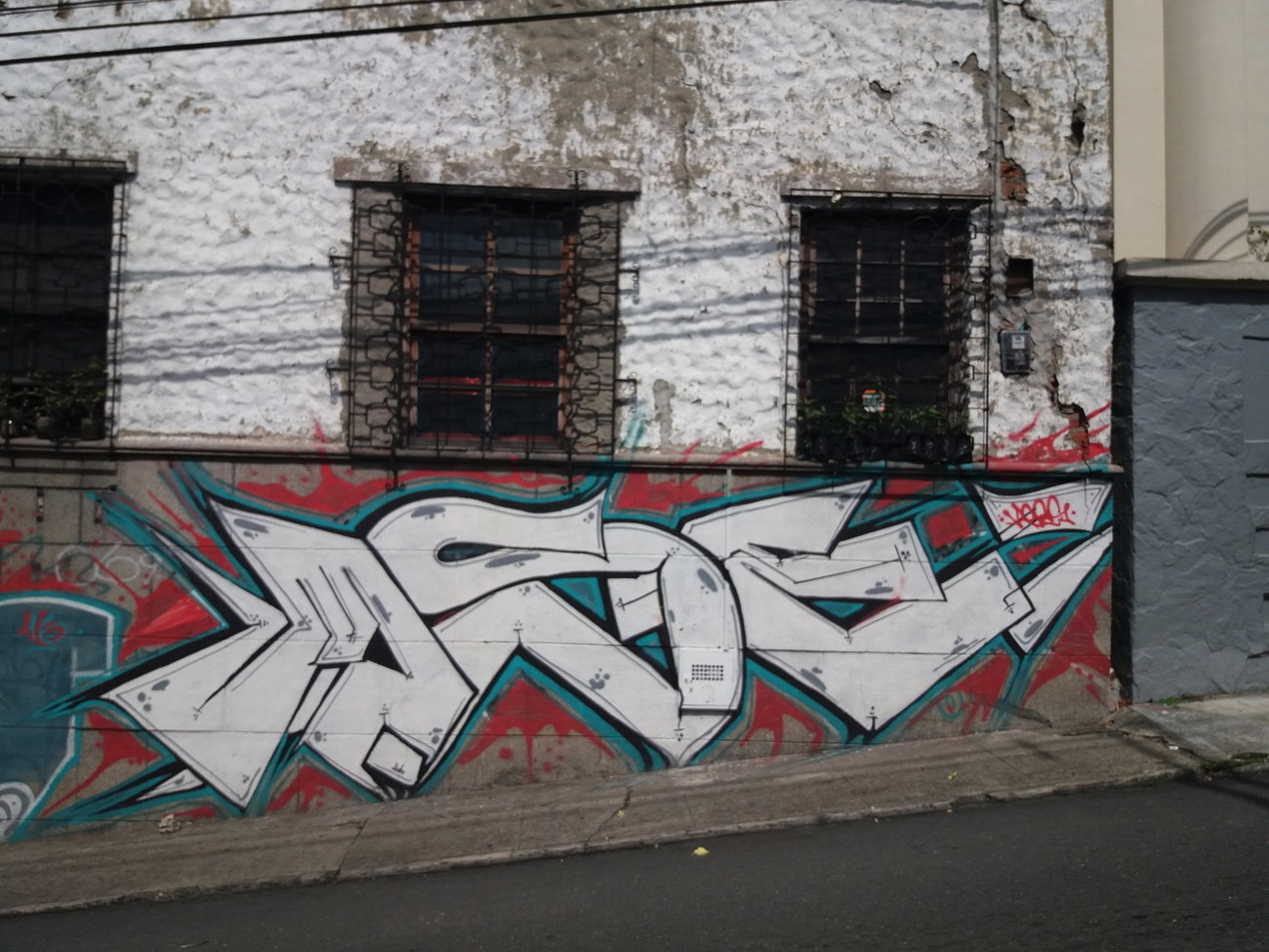 Graffiti Wall - Photo by Kindred