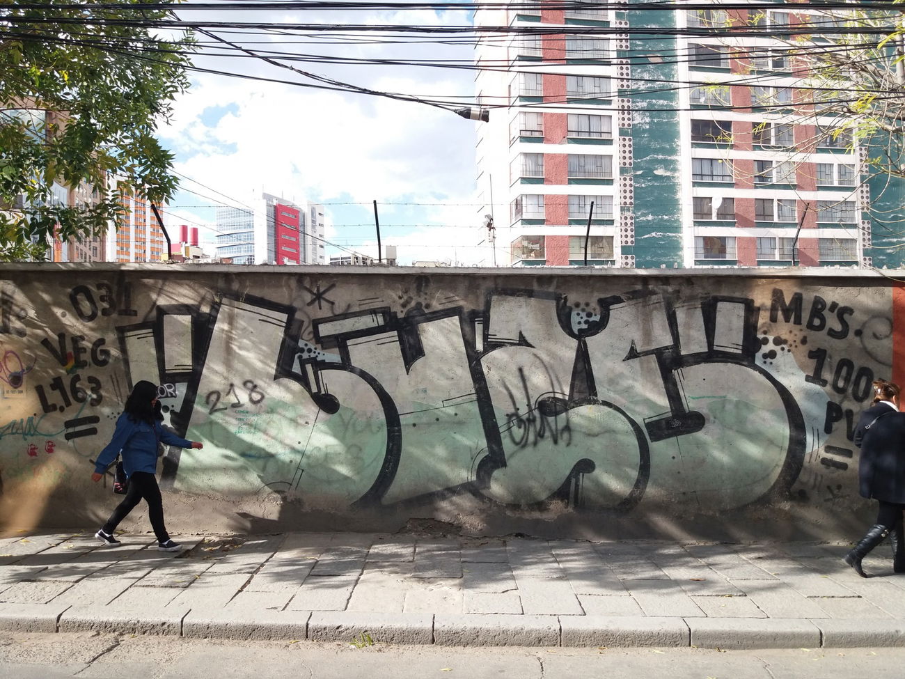 Graffiti Wall - Photo by Kindred