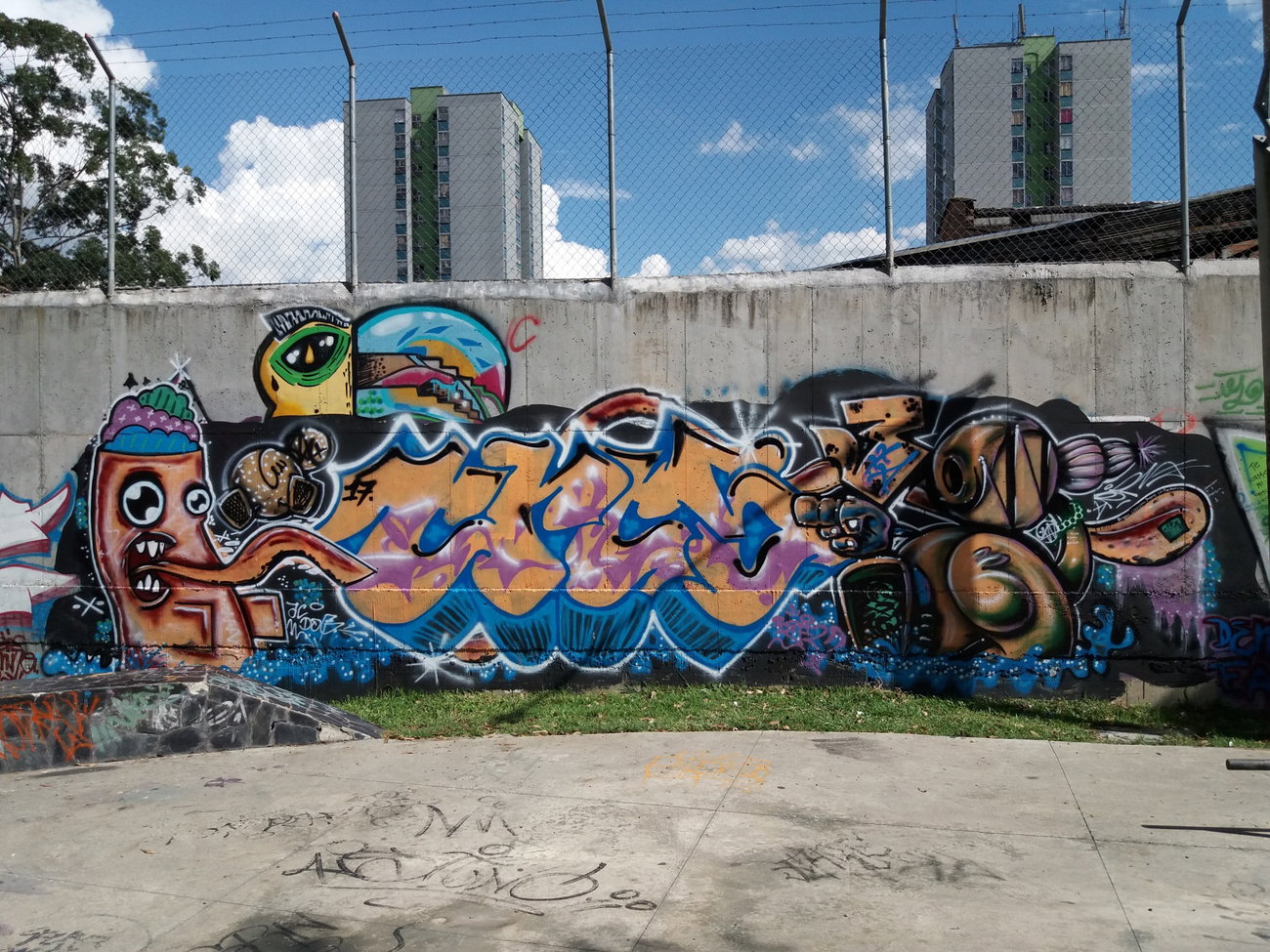 Graffiti Wall - Photo by Kindred