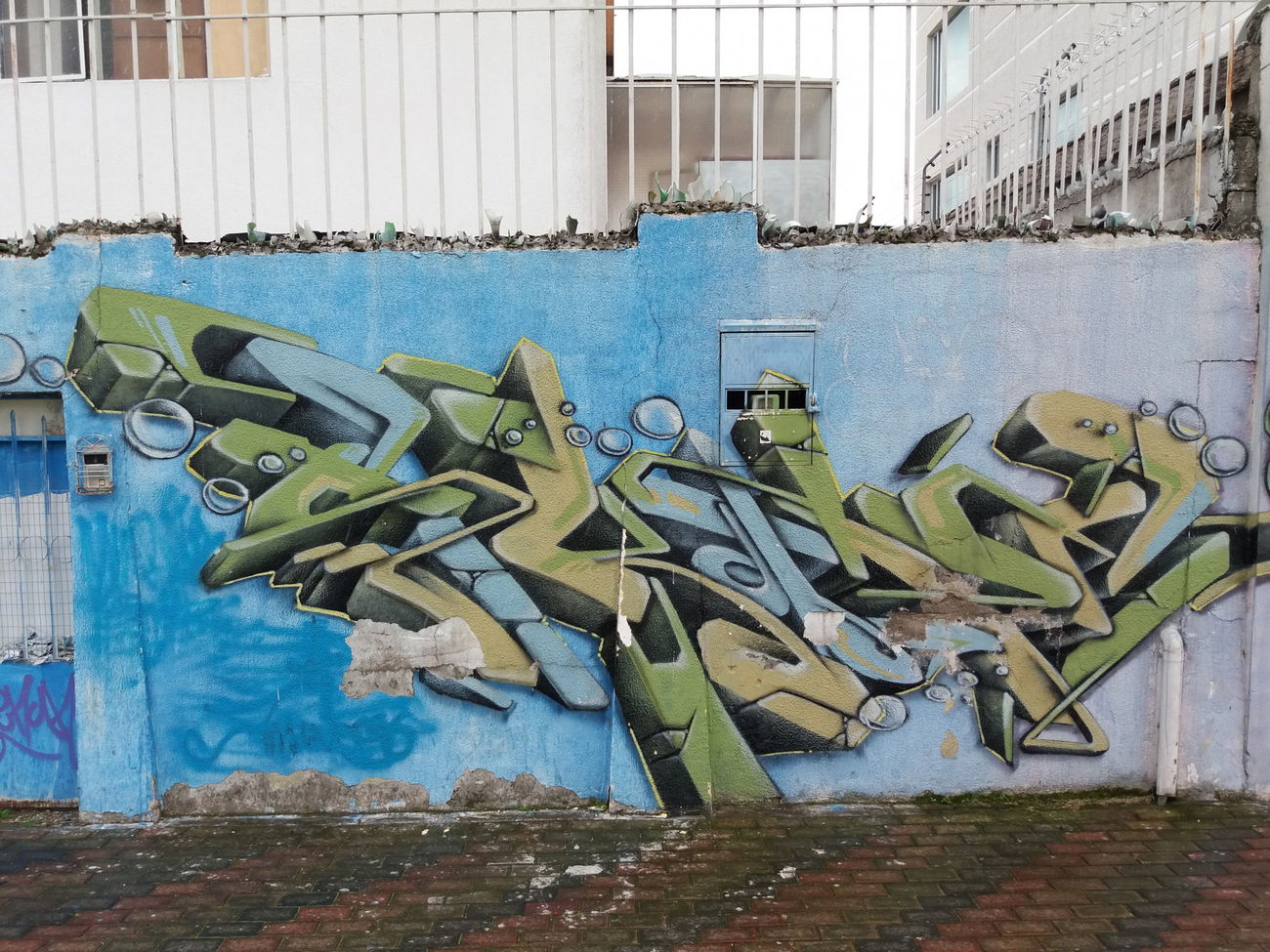 Graffiti Wall - Photo by Kindred