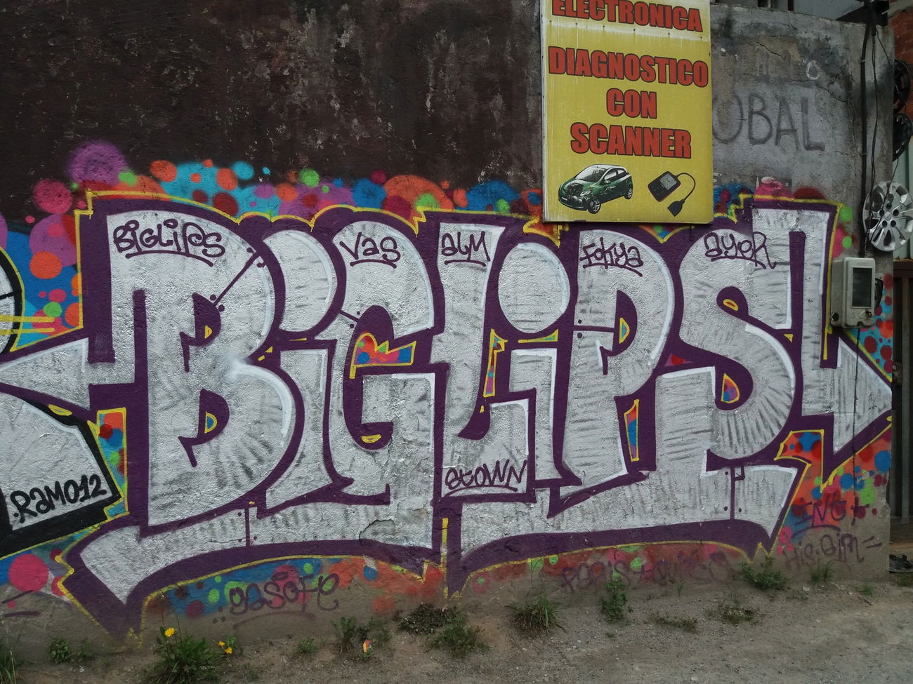 Graffiti Wall - Photo by Kindred