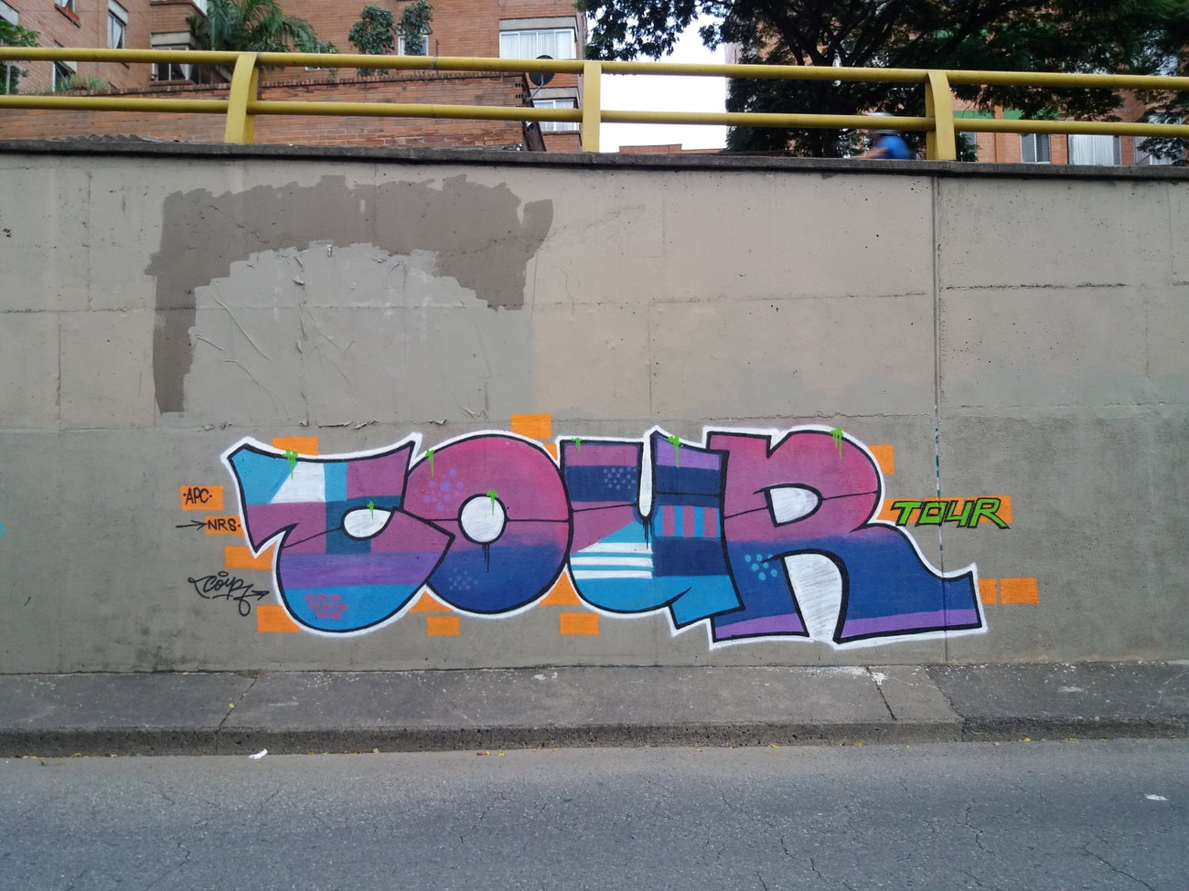 Graffiti Wall - Photo by Kindred