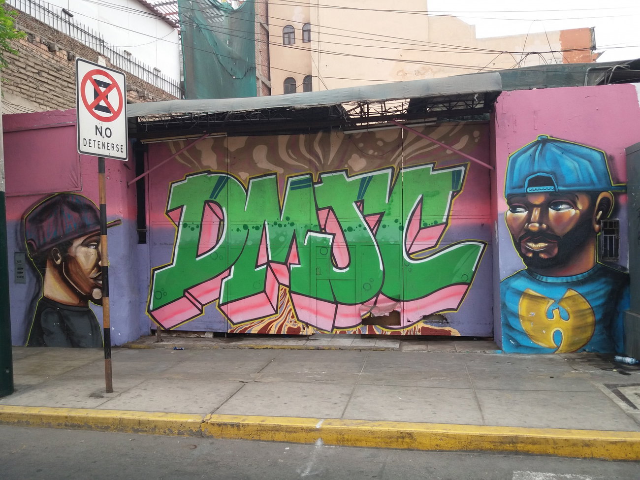 Graffiti Wall - Photo by Kindred