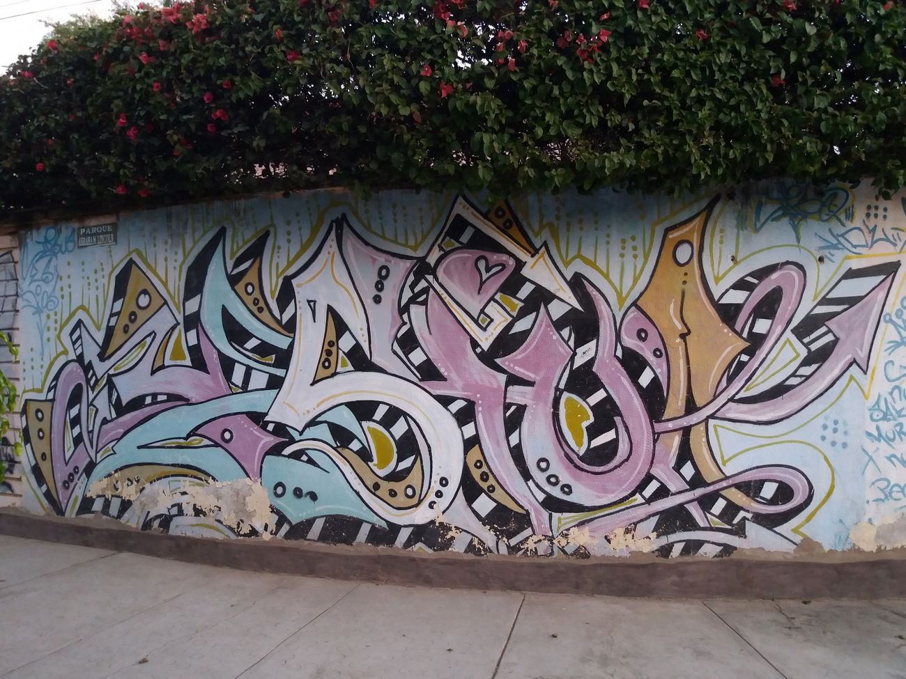 Graffiti Wall - Photo by Kindred