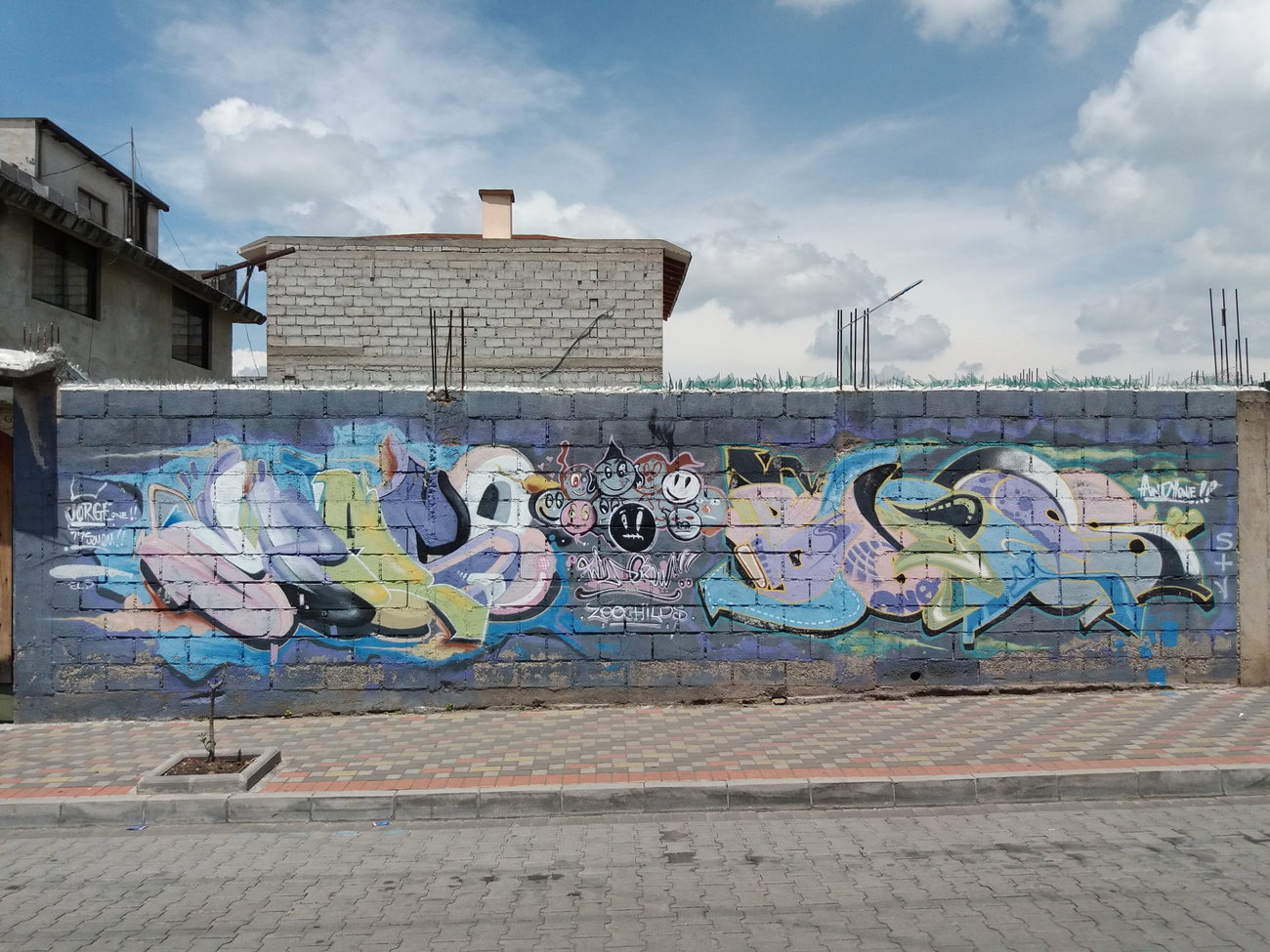 Graffiti Wall - Photo by Kindred