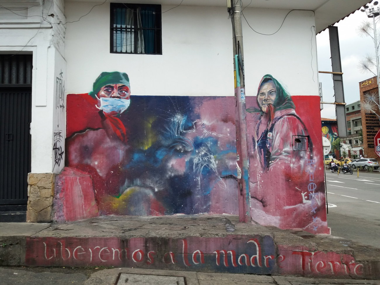 Graffiti Wall - Photo by Kindred