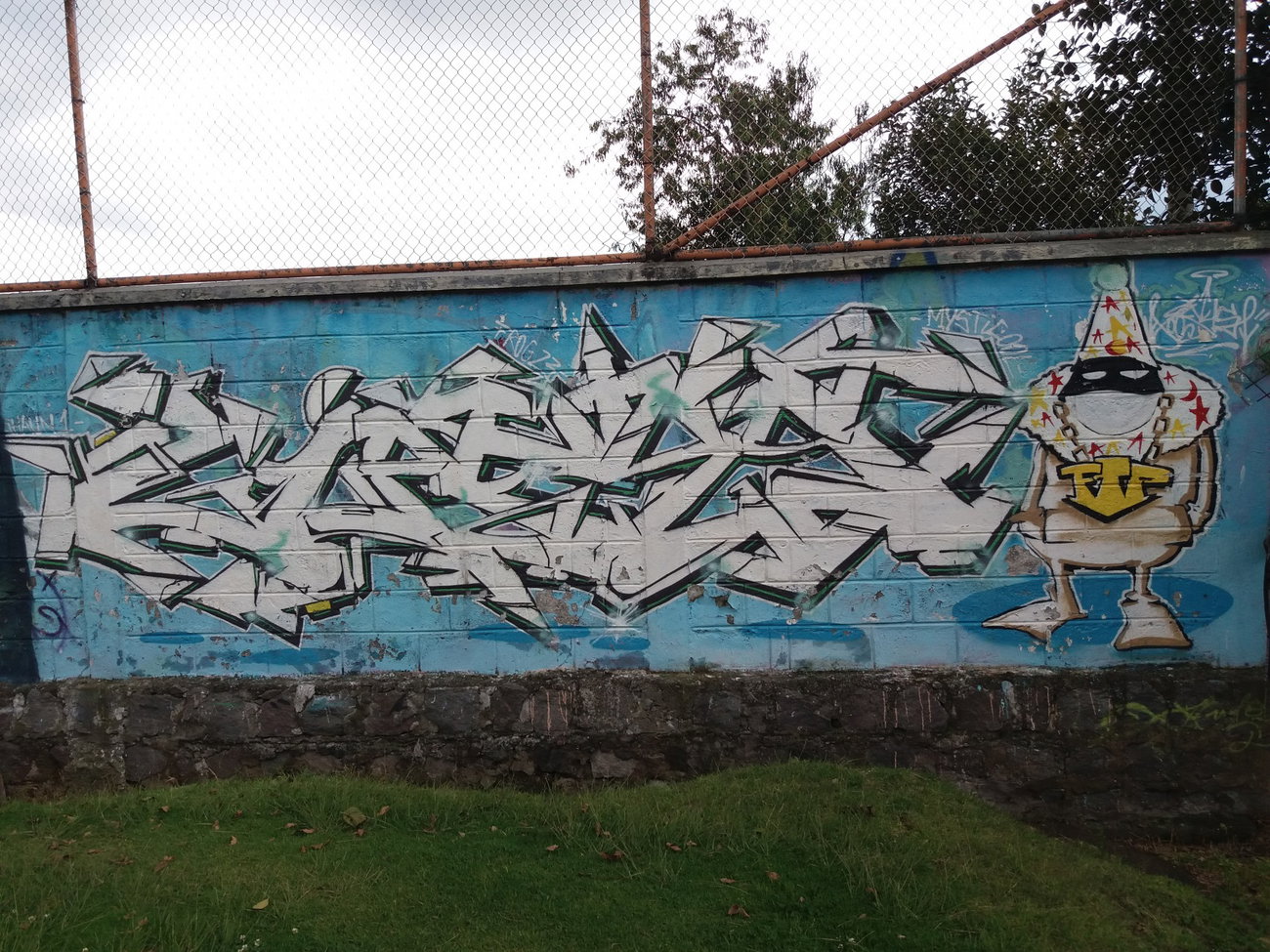 Graffiti Wall - Photo by Kindred