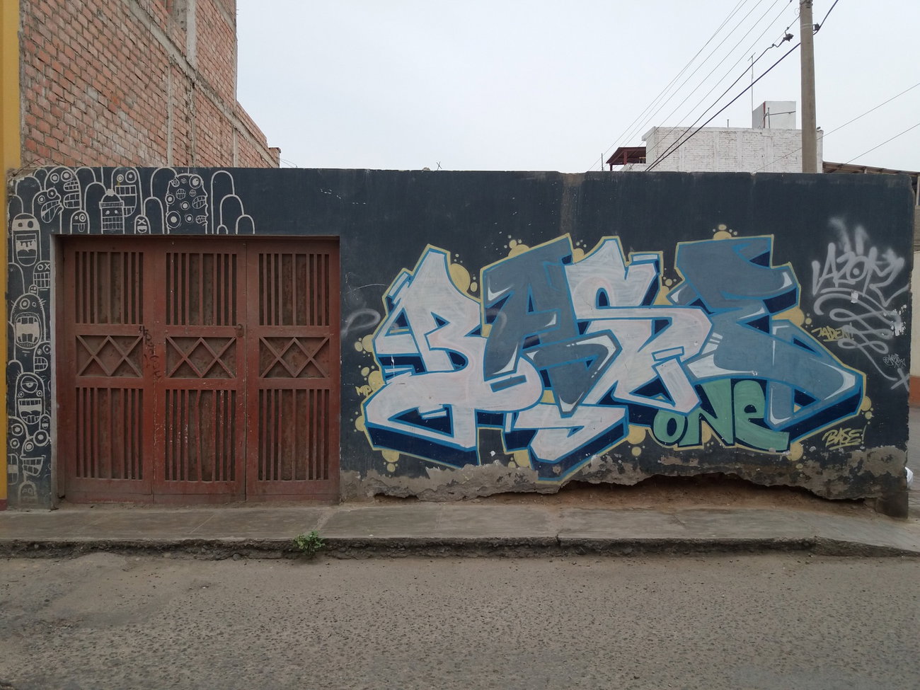 Graffiti Wall - Photo by Kindred