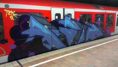 Graffiti Train in Hamburg - Photo by Kingzstyle - Acid