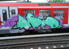 Graffiti Train in Hamburg - Photo by Kingzstyle - Acid