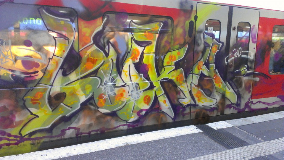 Graffiti Train in Hamburg - Photo by Kingzstyle - Rock