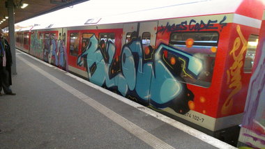 Graffiti Train in Hamburg - Photo by Kingzstyle - Blow, Zorn, Jym
