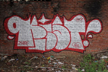 Graffiti Bombing in Perm - Photo by Kist - Kist1