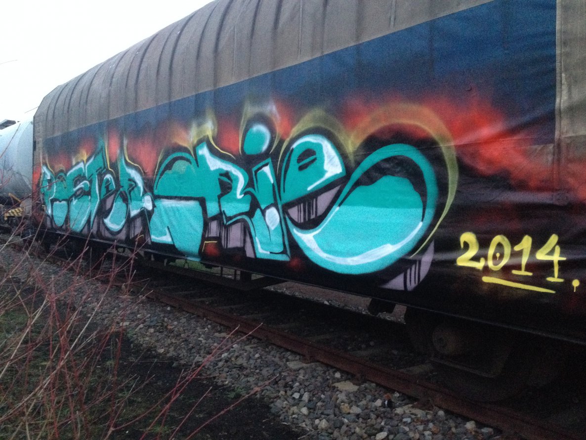 Graffiti Train - Photo by KlausKinski - poster, orie (2014)