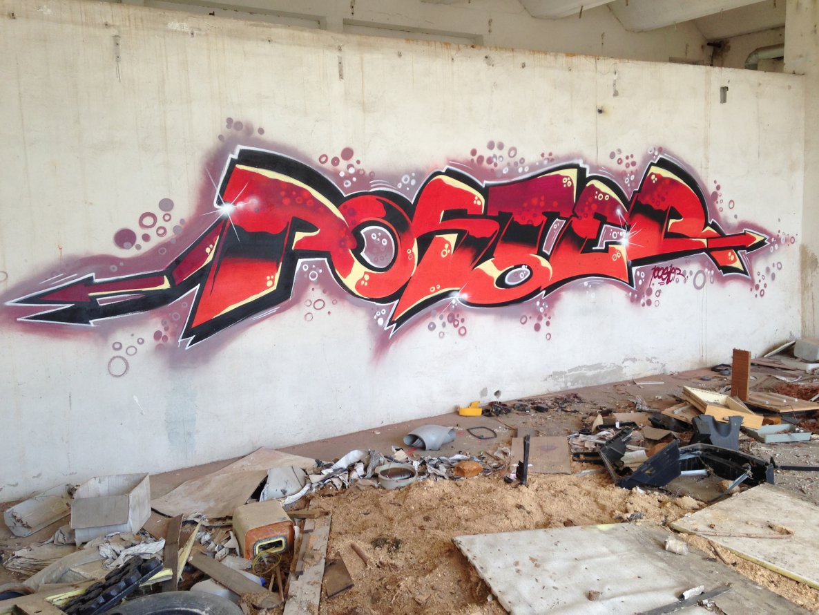 Graffiti Wall - Photo by KlausKinski - poster (2014)