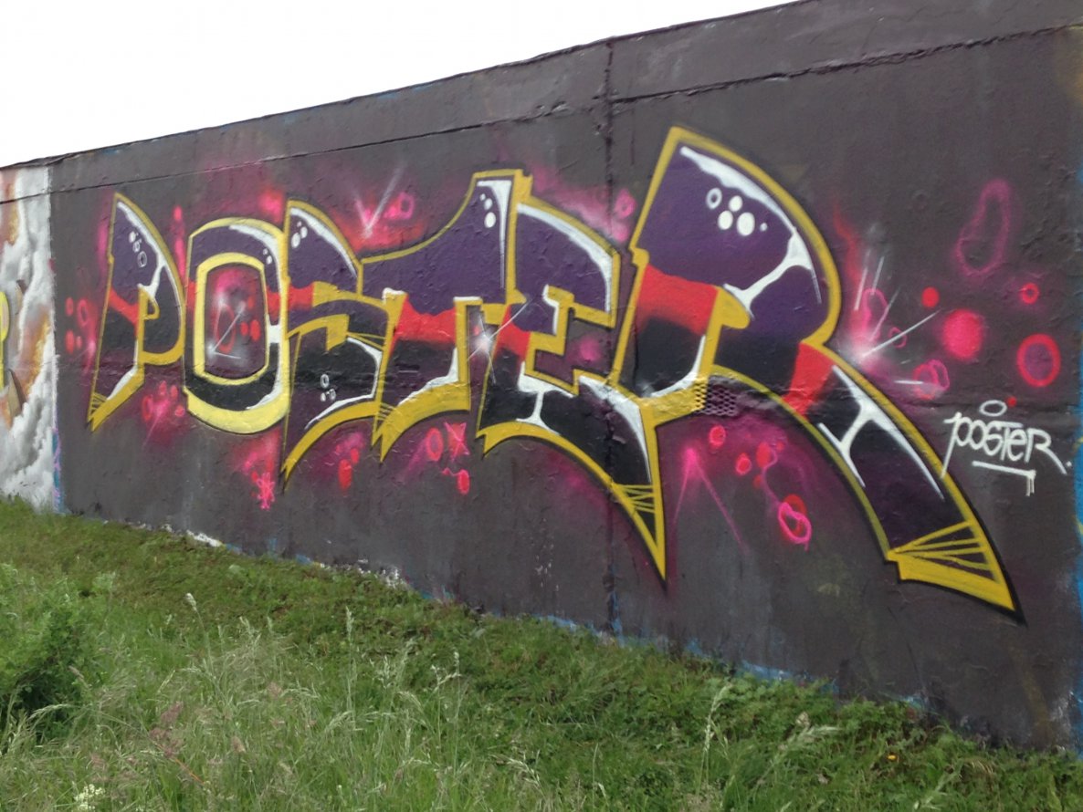 Graffiti Wall - Photo by KlausKinski - poster