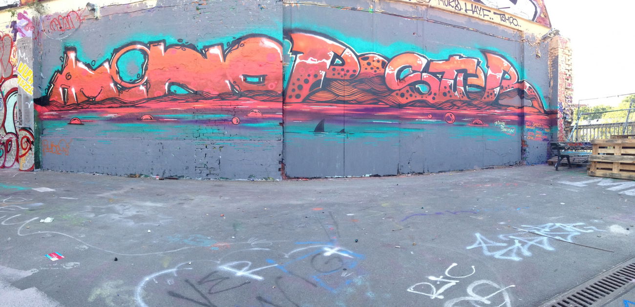 Graffiti Wall in Leipzig - Photo by KlausKinski - Amino, poster (2015)