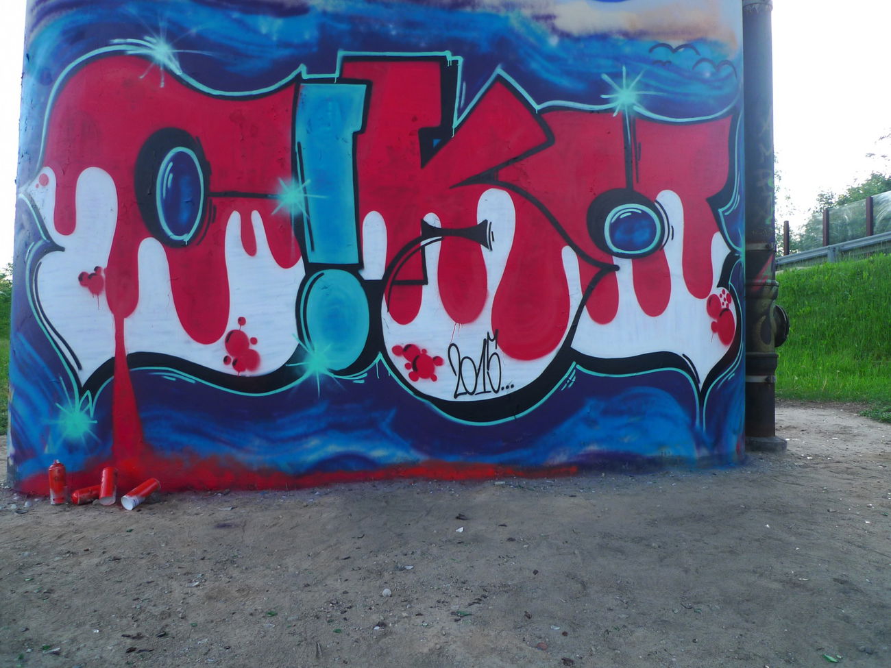 Graffiti Wall - Photo by Klimat - Ciku