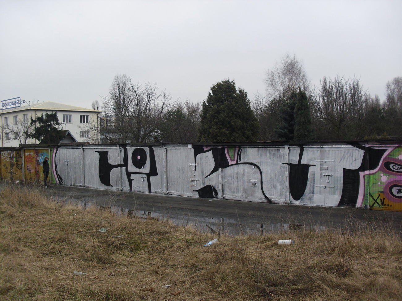Graffiti Bombing - Photo by Klimat - CikU