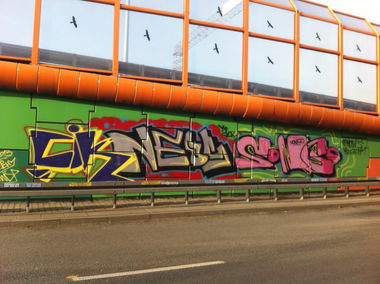 Graffiti Bombing - Photo by Klimat - Cik, -, NeoS