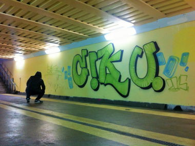 Graffiti Bombing - Photo by Klimat - CikU
