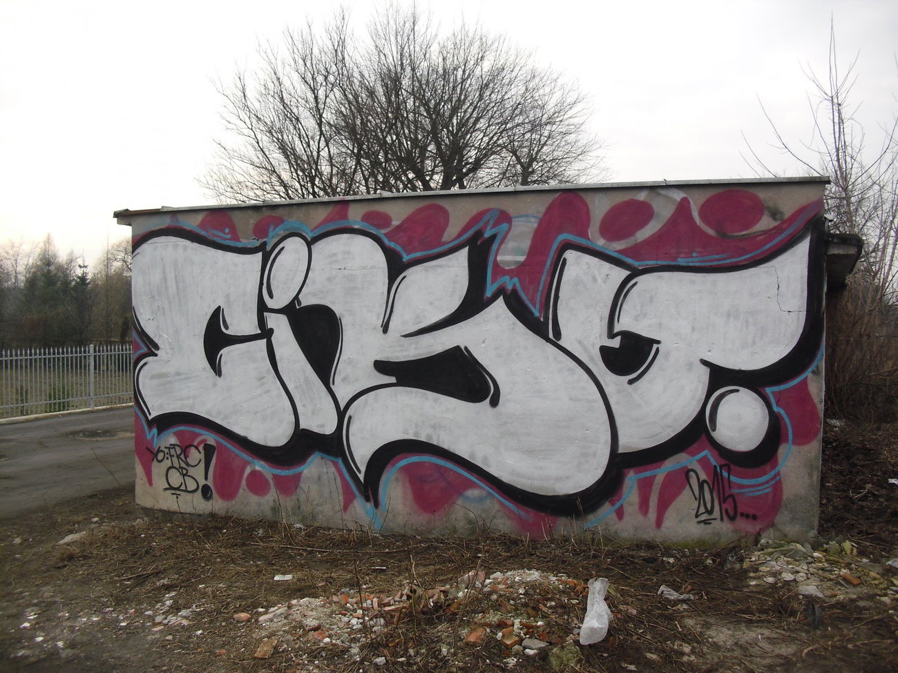 Graffiti Bombing - Photo by Klimat - CikU