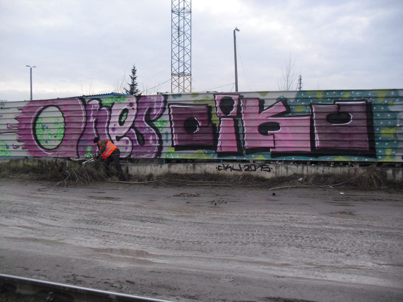 Graffiti Bombing - Photo by Klimat - OneS, -, CikU