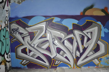 Graffiti Wall - Photo by Knastbruder - Worm, Kwa