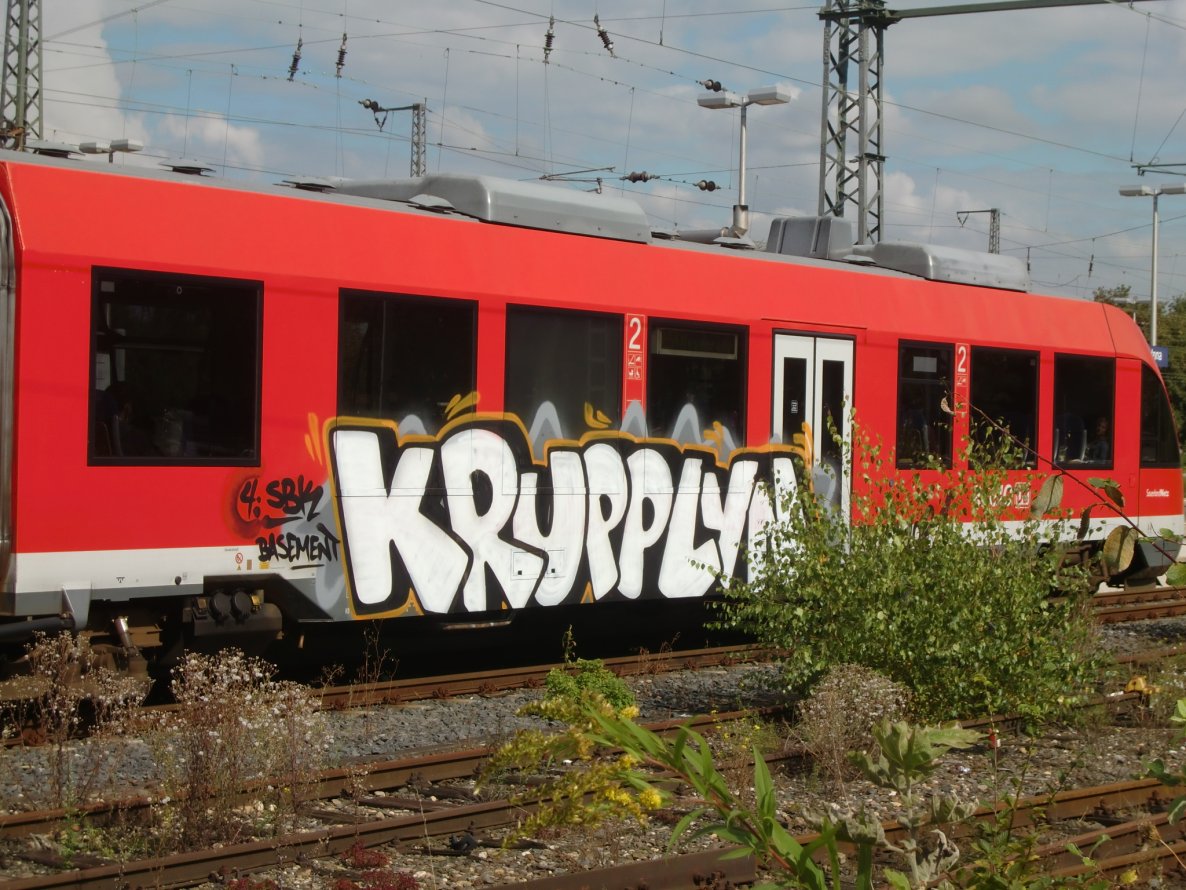 Graffiti Train - Photo by Knastbruder - Krupplyn, Kwa, Gsox (2014)