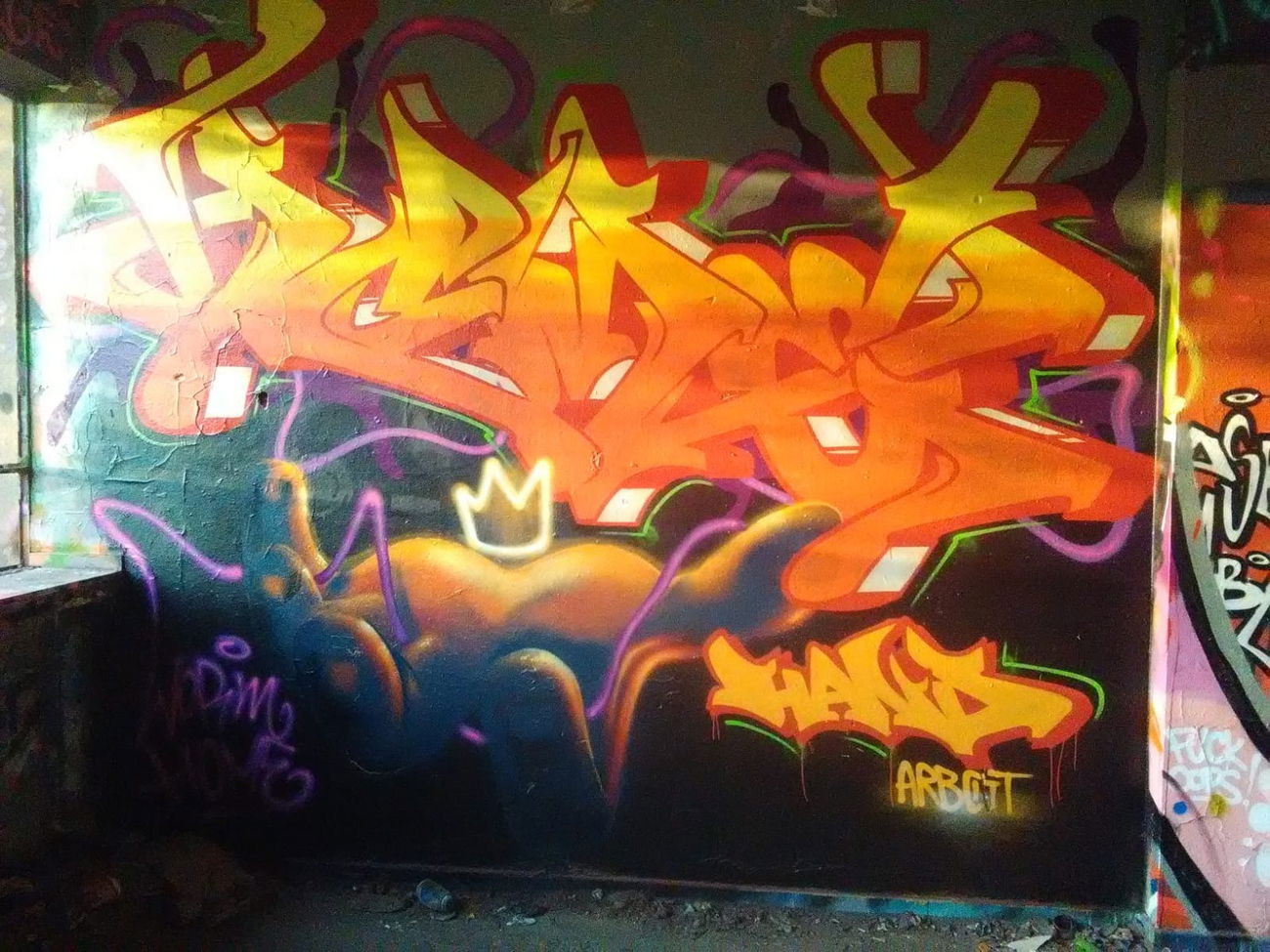 Graffiti Wall - Photo by Knastbruder - worm, hand, mr (2019)