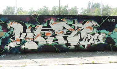 Graffiti Wall - Photo by Knut - knut, tj, ebs (2011)