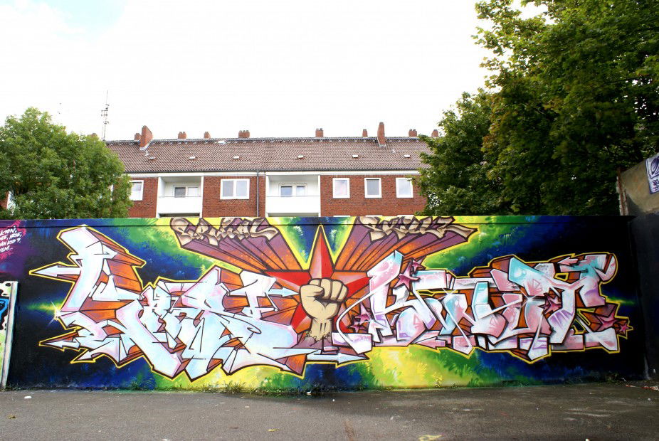Graffiti Wall in Bremerhaven - Photo by Knut - lans, knut, tj (2011)