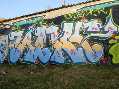 Graffiti Wall - Photo by Koil