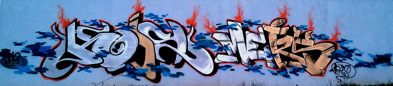 Graffiti Bombing in Zvolen - Photo by Kois - plus, Meks (2013)