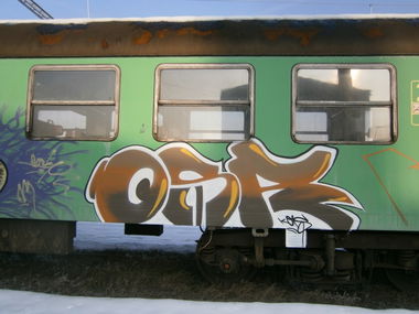 Graffiti Train in Zvolen - Photo by Kois (2012)