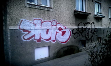 Graffiti Bombing in Zvolen - Photo by Kois (2013)