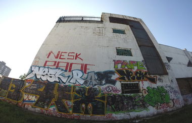 Graffiti Wall - Photo by Kolyanes