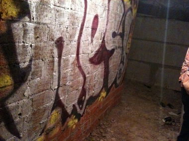 Graffiti Wall - Photo by Kolyanes - Nes (2012)