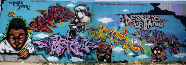 Graffiti Wall - Photo by Kolybri