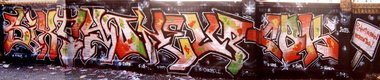 Graffiti Wall - Photo by Kolybri - one, up, 1up