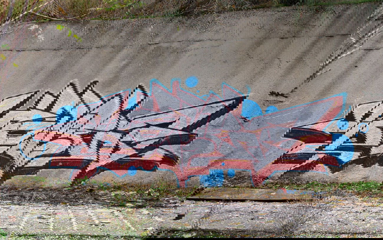 Graffiti Wall - Photo by Komet1 - Komet (2014)