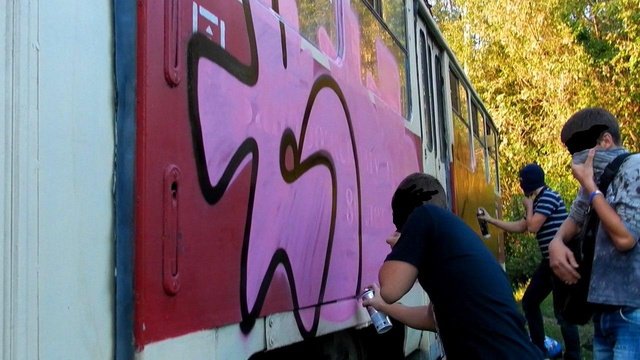 Graffiti Train - Photo by Kontrast