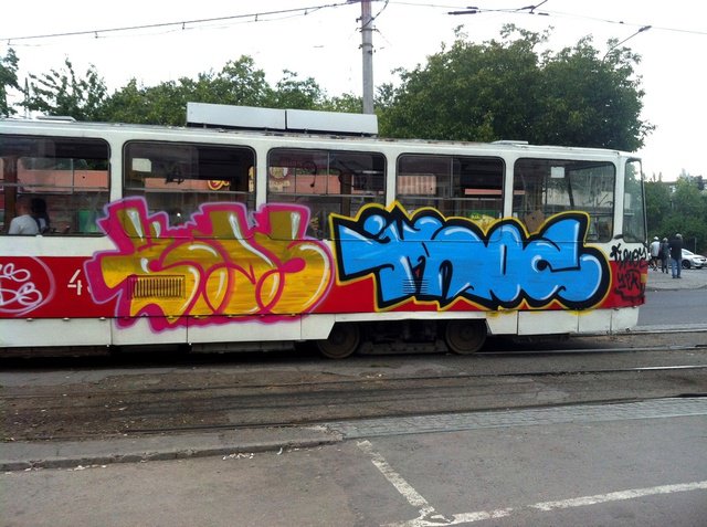 Graffiti Train - Photo by Kontrast
