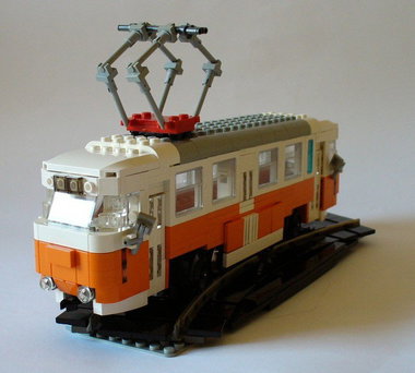 Graffiti Train - Photo by Kontrast