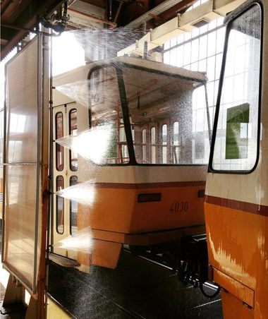 Graffiti Train - Photo by Kontrast