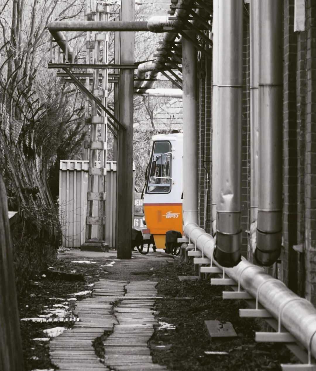 Graffiti Train - Photo by Kontrast