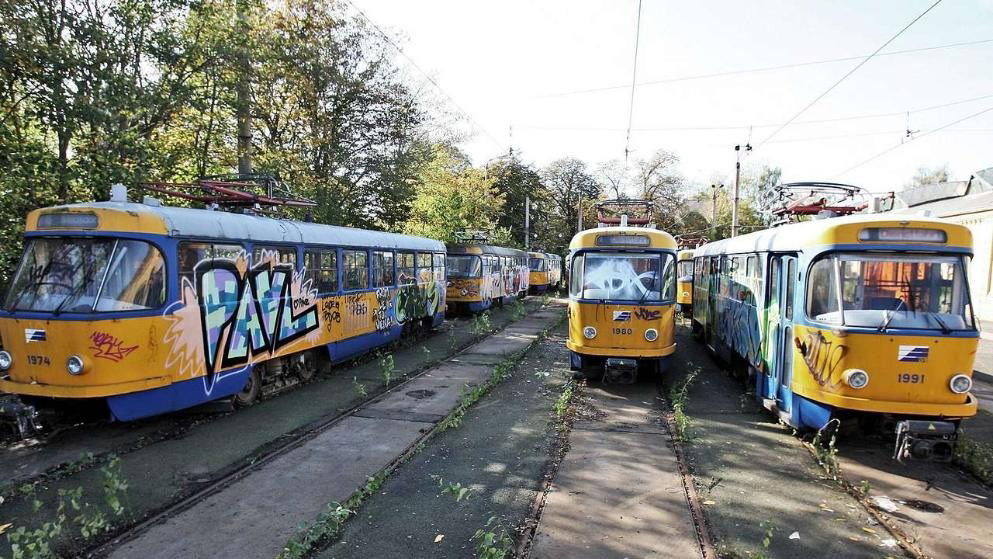 Graffiti Train - Photo by Kontrast