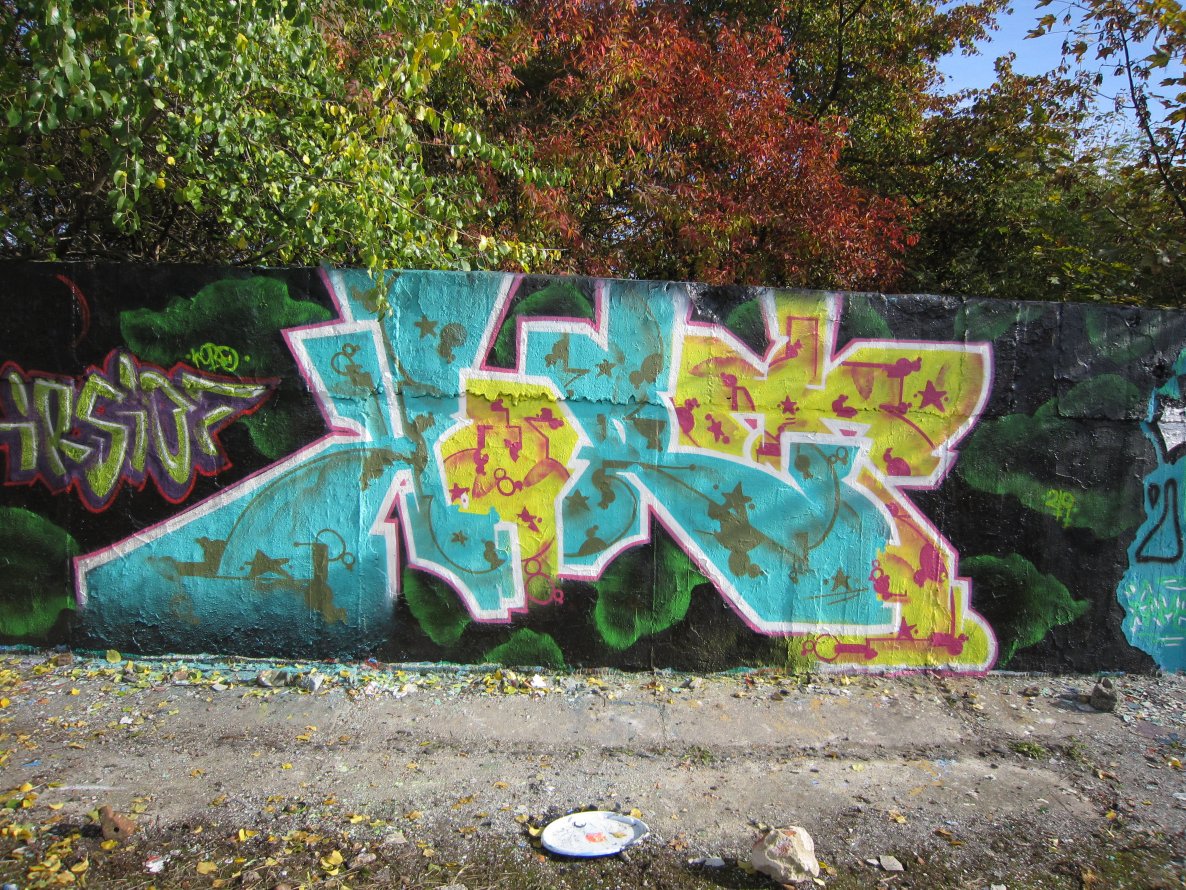 Graffiti Wall - Photo by Kordinger - Kort (2013)